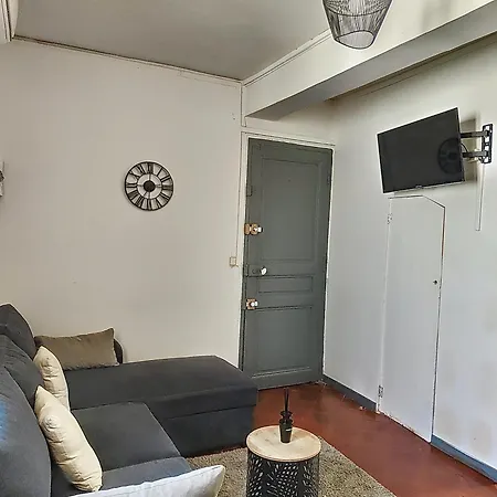 Le Bares Apartment *